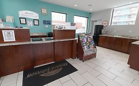 Howard Johnson By Wyndham Virginia Beach At The Beach